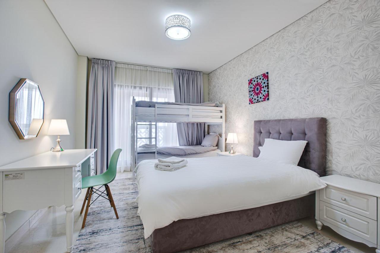 Luxury Apartments At Balqis Residence Dubai Eksteriør bilde