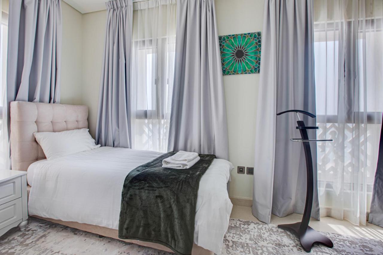 Luxury Apartments At Balqis Residence Dubai Eksteriør bilde