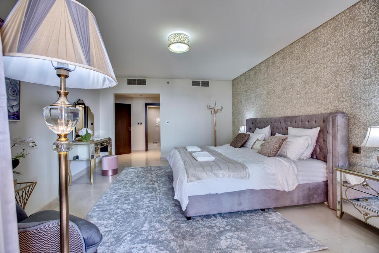 Luxury Apartments At Balqis Residence Dubai Eksteriør bilde
